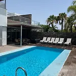 Exclusive In Bahia Del Duque ヴィラ